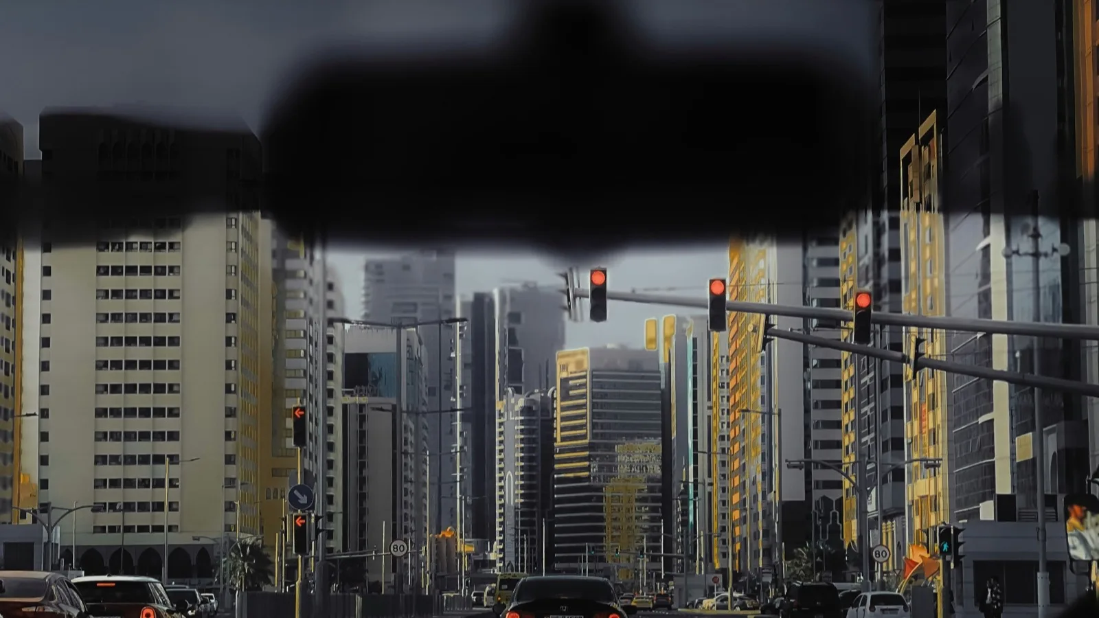 Dubai business district representing 100% foreign ownership of a UAE company