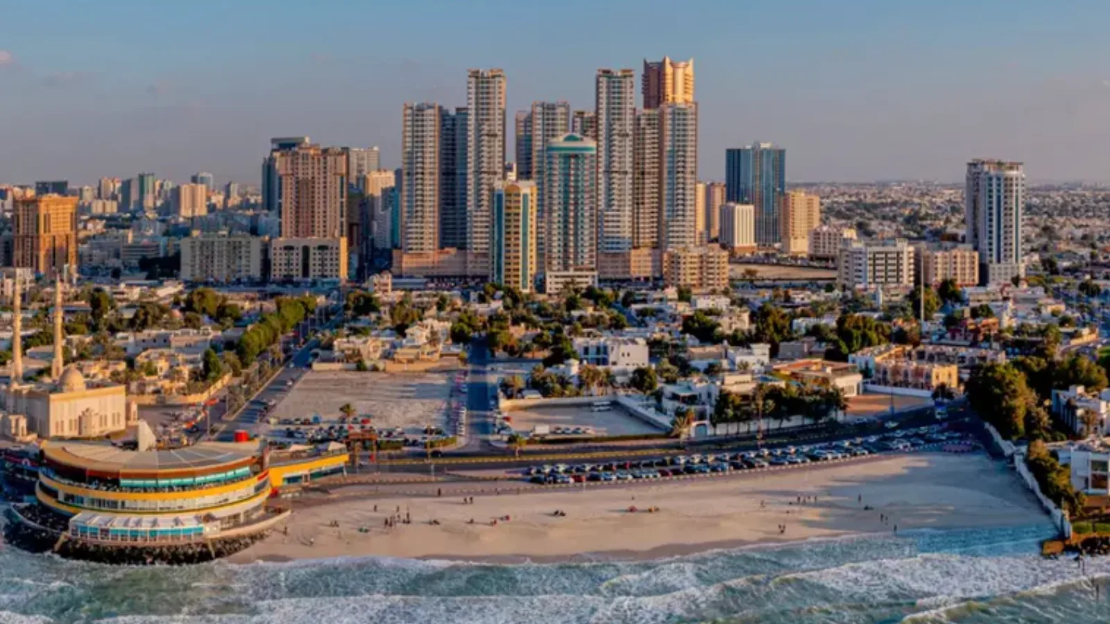 Брендинг Ajman NuVentures Centre Free Zone (ANCFZ) как символ недорогой компании в свободной зоне ОАЭ
