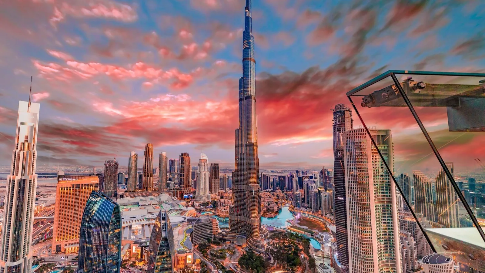 أفق دبي يمثّل نسبة ضريبة الشركات في الإمارات البالغة 0% و9%